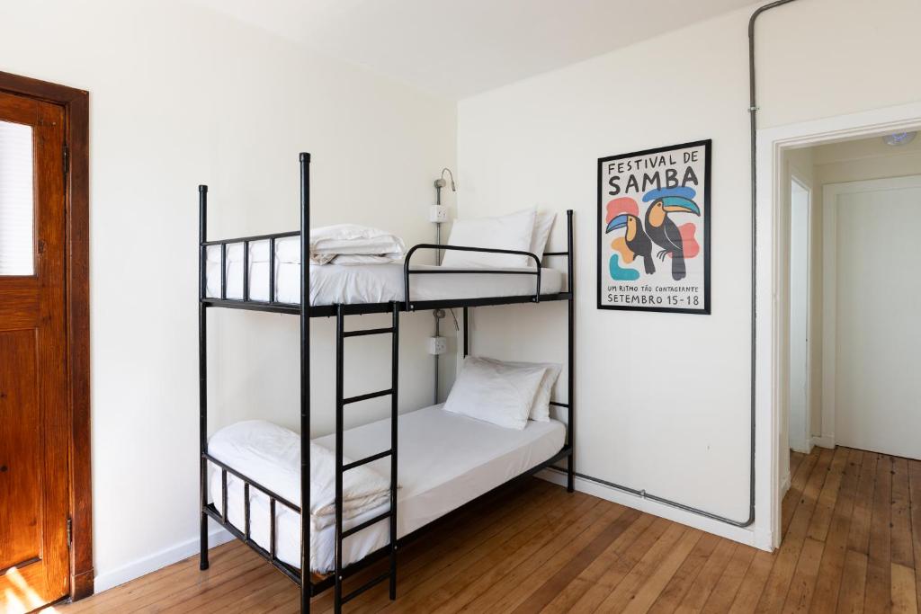 Long Street Backpackers Room Type - Bed in 6-Bed Mixed Dormitory Room
