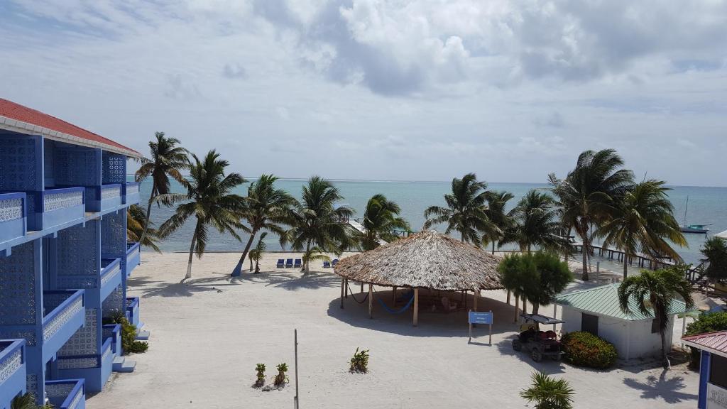 Anchorage Beach Resort Caye Caulker photo 4