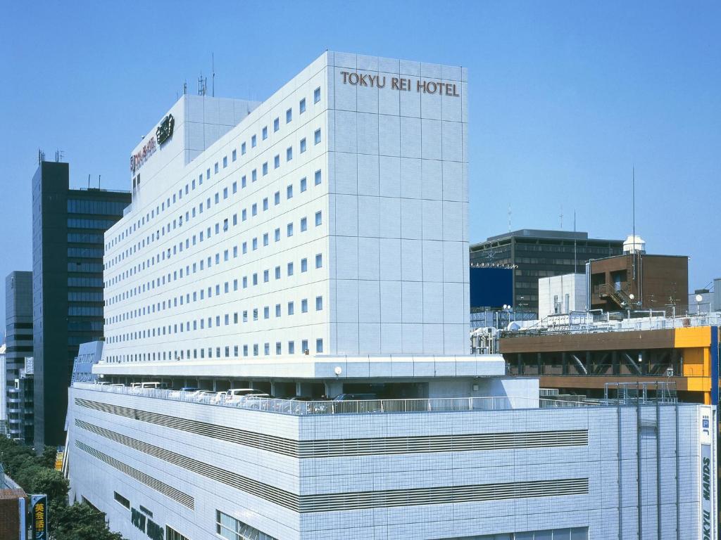 Shin Osaka Esaka Tokyu REI Hotel photo 1