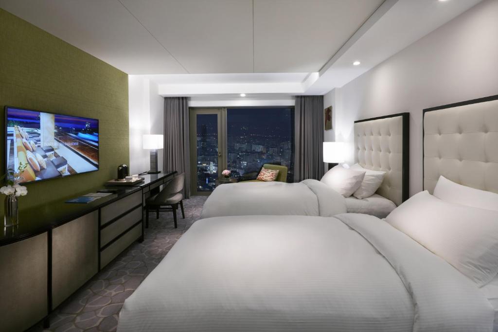 Paradise Hotel Busan photo 2