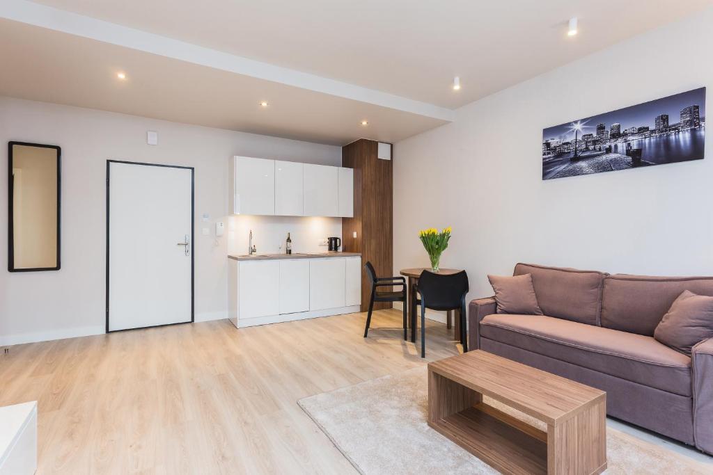 Апартаменты (Улучшенные апартаменты с 1 спальней), Platinum Residence Mokotów