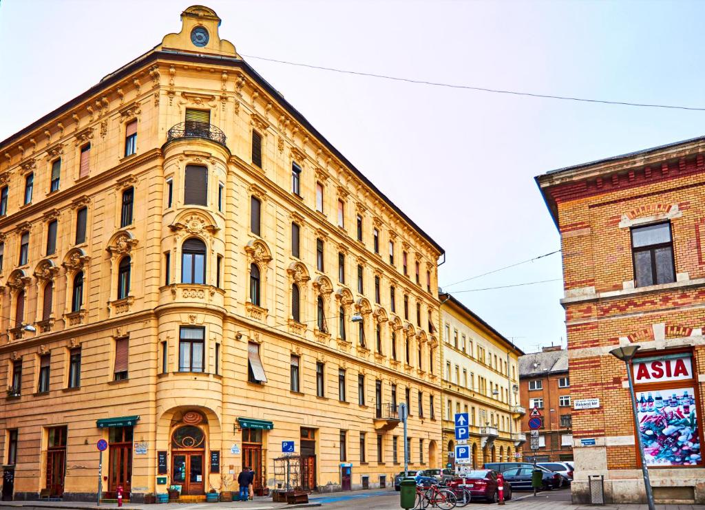 Rákóczi Apartman, Budapest