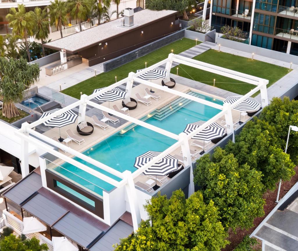 Avani Broadbeach Residences - Tap to explore photos