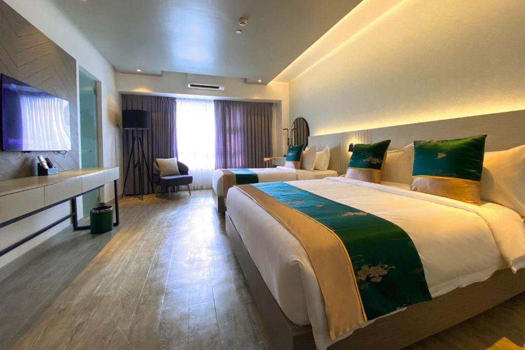 Badsbrotel Suites Zamboanga Peninsula Room Type - Deluxe Triple Room
