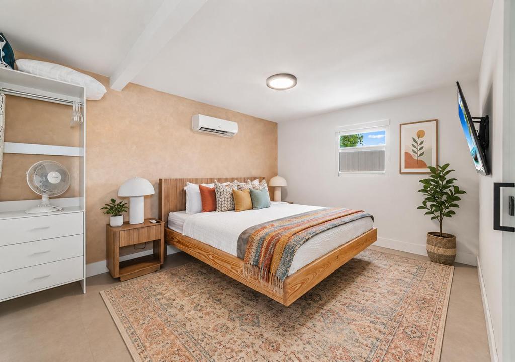Cozy Miami Apt 8min to Airport, Modern Kitchen L03A