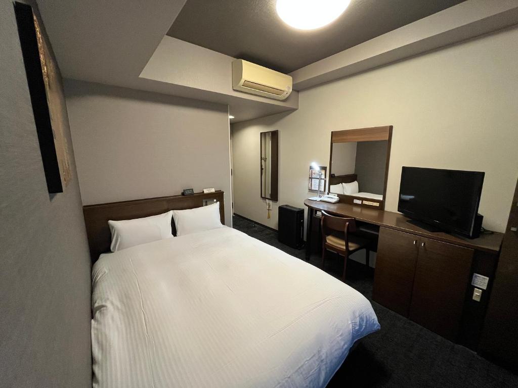Hotel Route Inn Miyazaki Tachibana Dori - Tap to explore photos