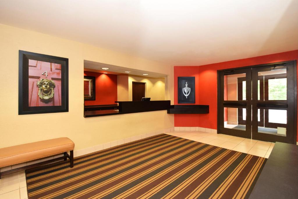 Extended Stay America Suites - Detroit - Ann Arbor - Briarwood Mall photo 1
