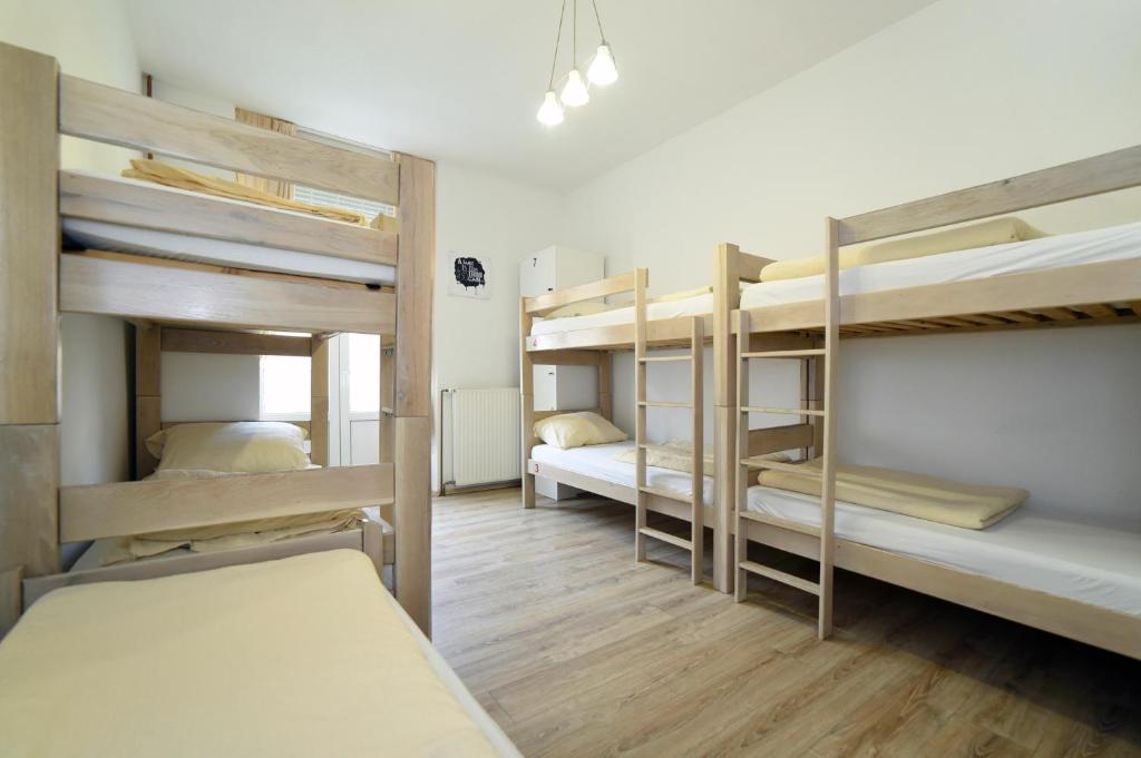 Номер (Кровать в общем 8-местном номере для мужчин и женщин), Hostel Temza