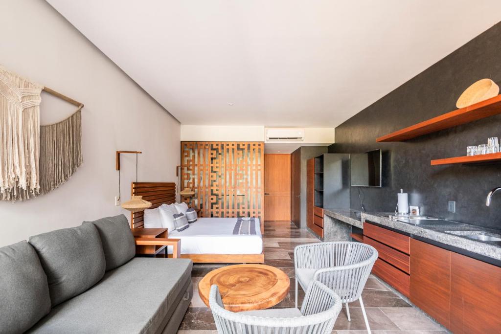 Luxury Apartments at IiK Tulum by The Spot Rentals Room Type - King Studio with Sofa Bed