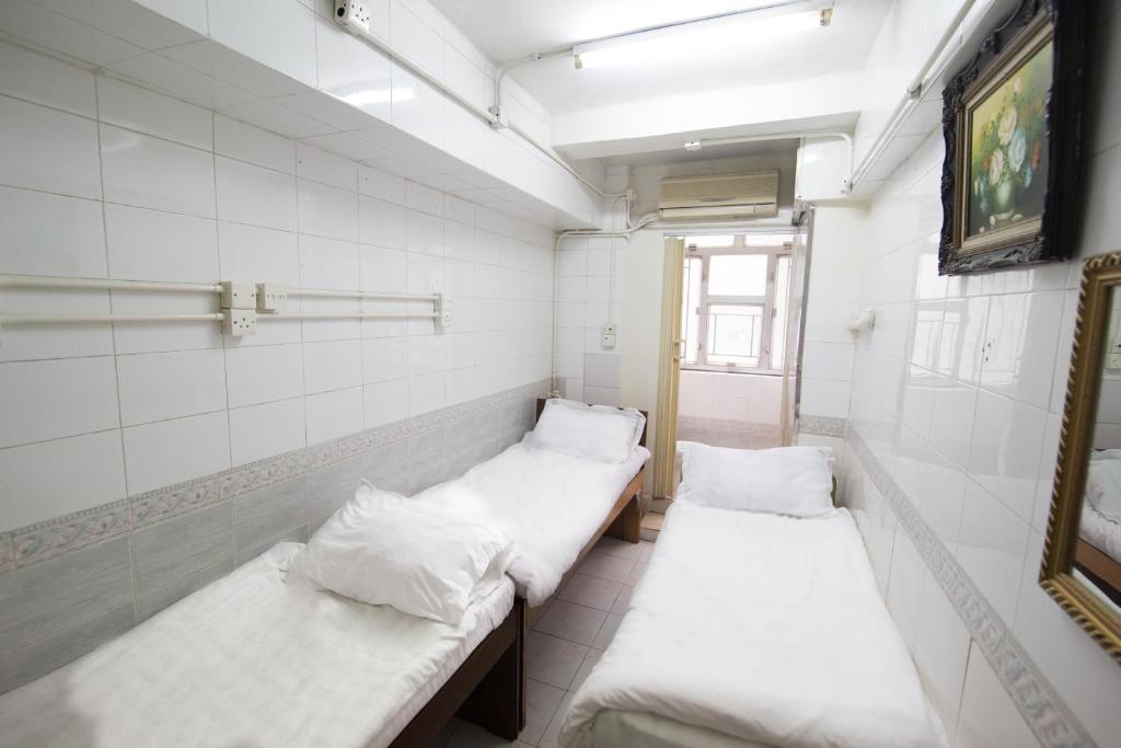 Трехместный (Трехместный номер Делюкс), Happy land guesthouse