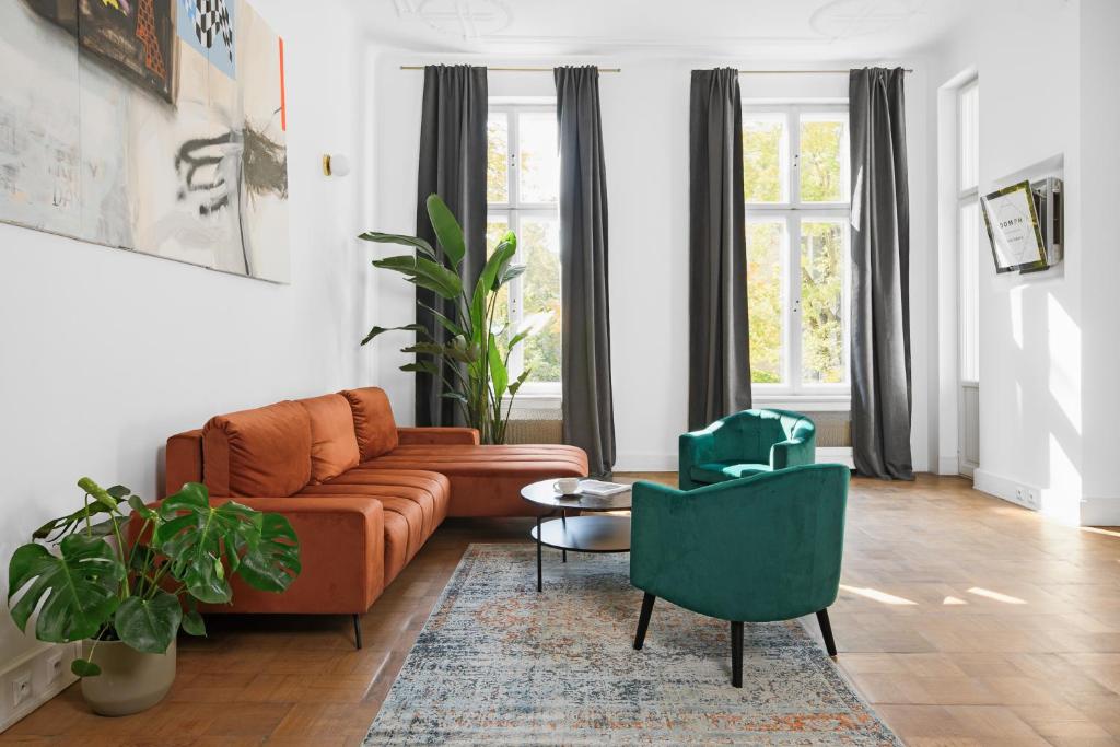 oompH Koszyki Luxurious Apartments - Tap to explore photos