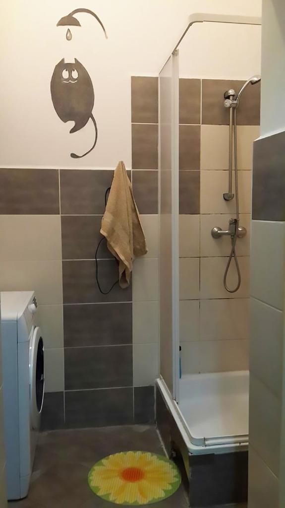 Номер (Кровать в общем номере для мужчин и женщин с 10 кроватями), Art Hostel with FREE WI-FI