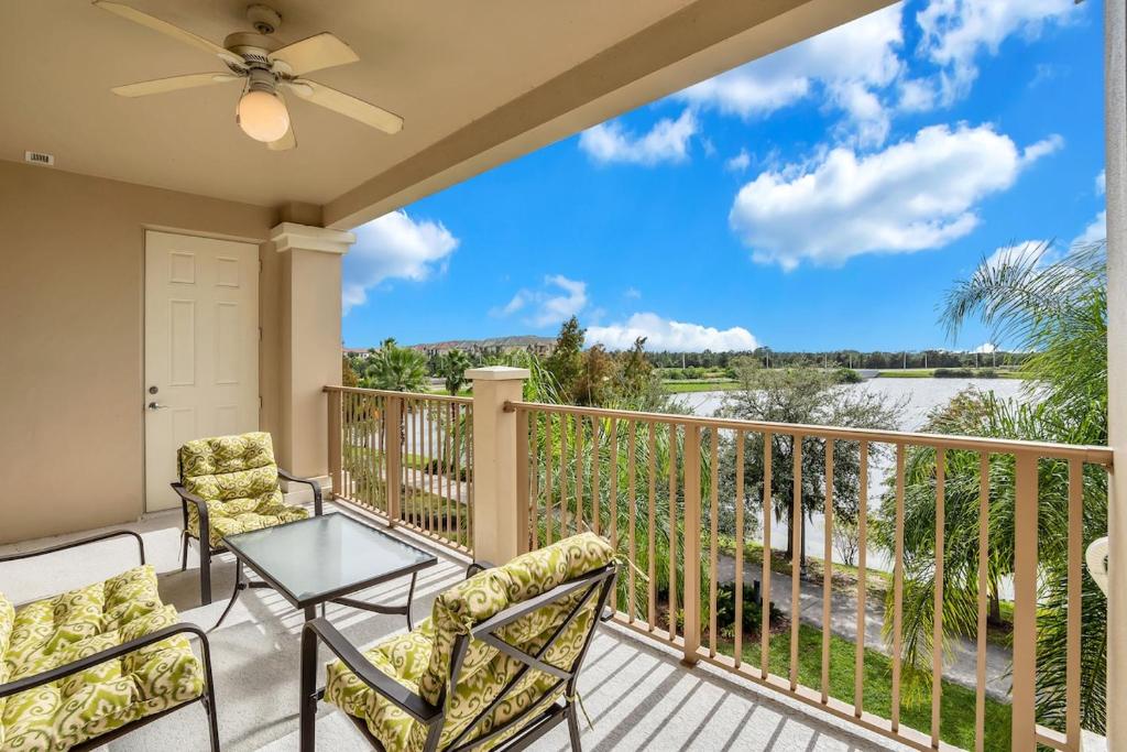 4816 Cayview Ave #306 Room Type - Apartment
