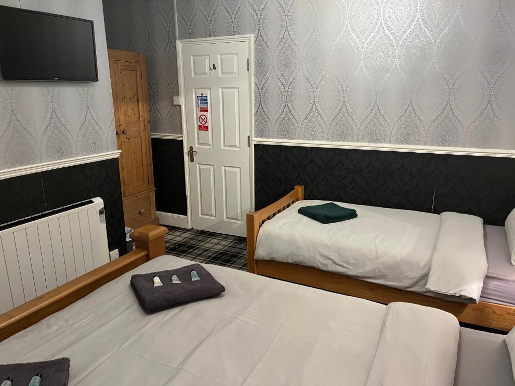 The White Hart Room Type - Deluxe Triple Room
