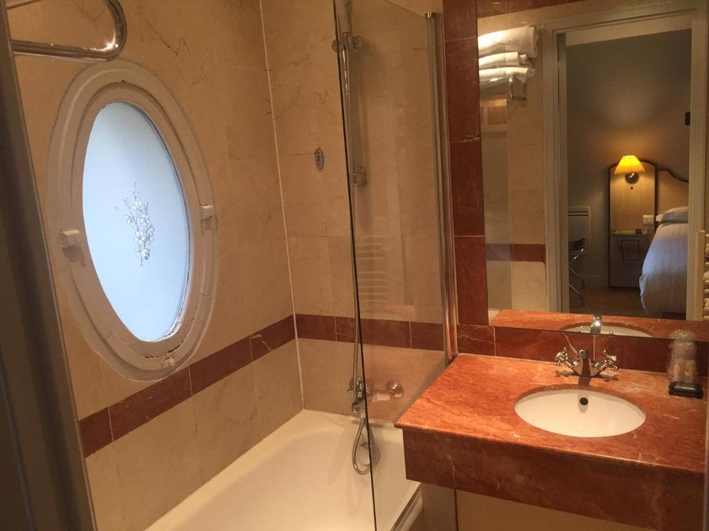 Двухместный (Двухместный номер с 1 кроватью), Hotel Suites Unic Renoir Saint-Germain