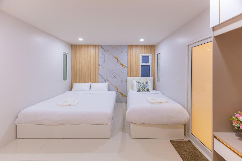 Beaumont Pool Villa with Rooftop and Billiards, Chiang Mai