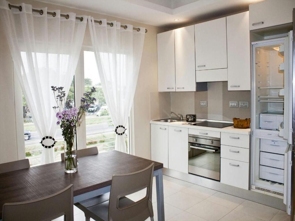 Axis Suites photo 1