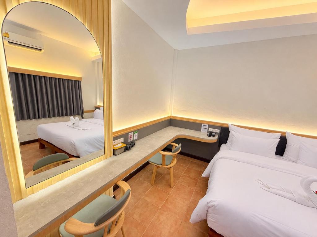 Chalet De Palm Resort Hatyai Room Type - King Room