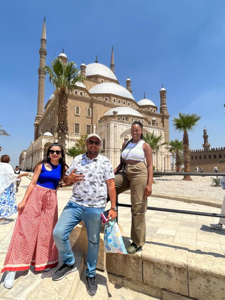Hur Pyramids inn, Giza