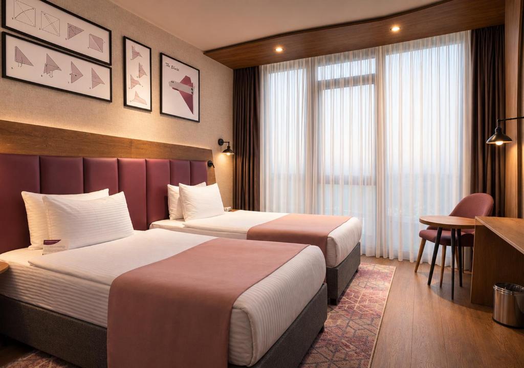 Ramada Encore by Wyndham Istanbul Arnavutkoy Room Type - Standard Room with Two Twin Beds