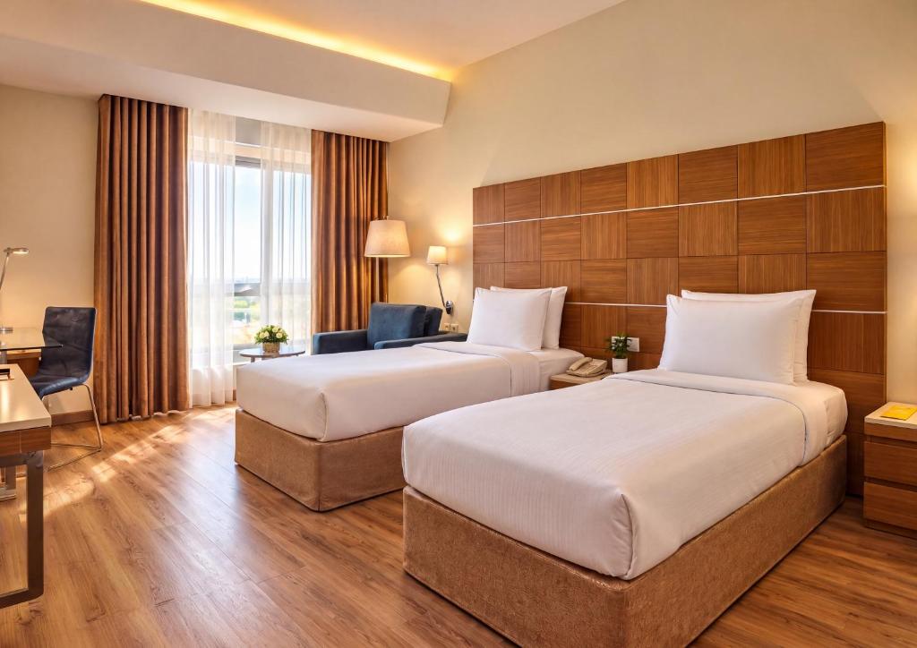 Golden Tulip Muscat Room Type - City View Twin Bed