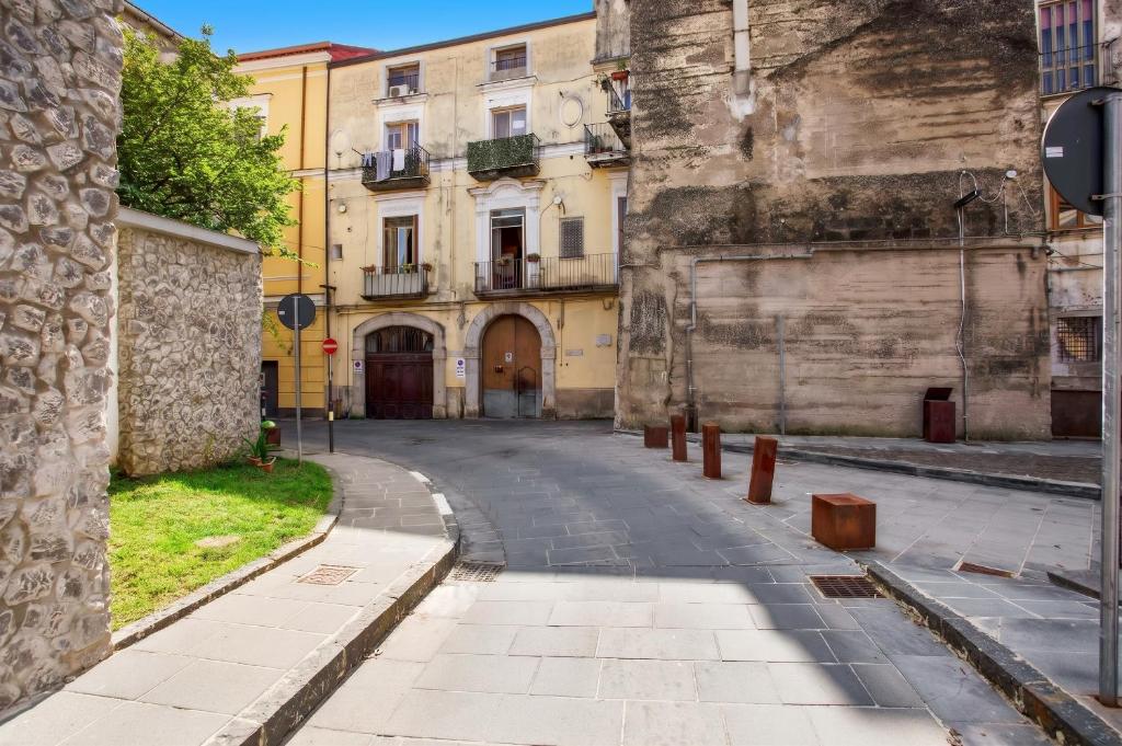 Spacious Apartment in Cava de' Tirreni with Mountain View.
