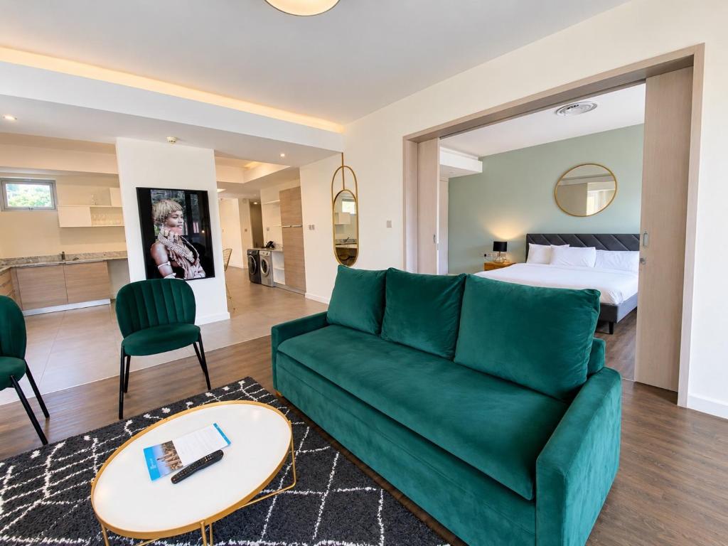 Capital M Emerald Complex Listings - Tap to explore photos
