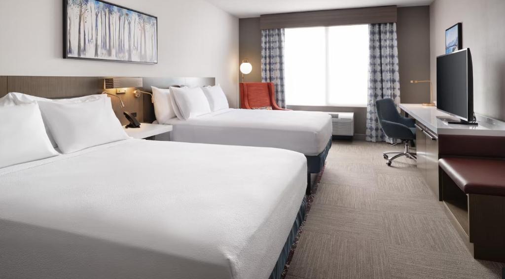 Hilton Garden Inn Visalia Room Type - Queen Room with Two Queen Beds - Hearing Access