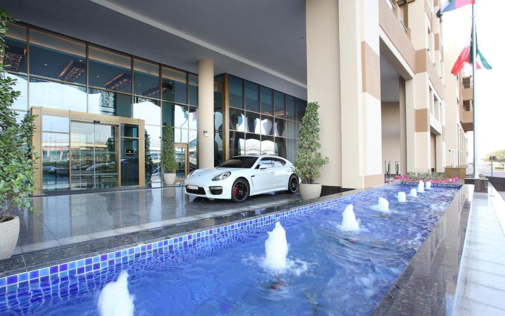 Metropolitan Hotel Dubai photo 2
