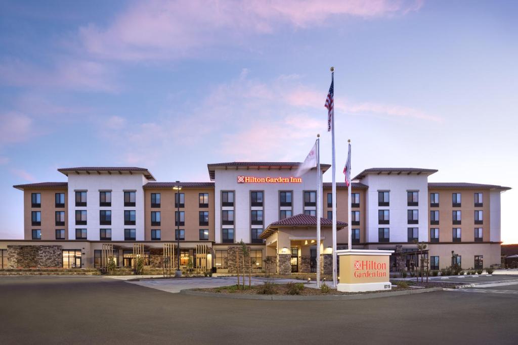 Hilton Garden Inn Visalia Room Type - King Room - Hearing Access