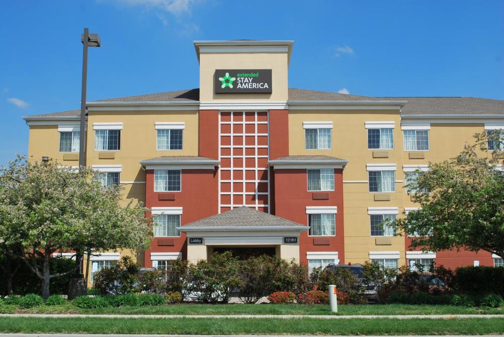 Extended Stay America Suites St Louis Westport Central image