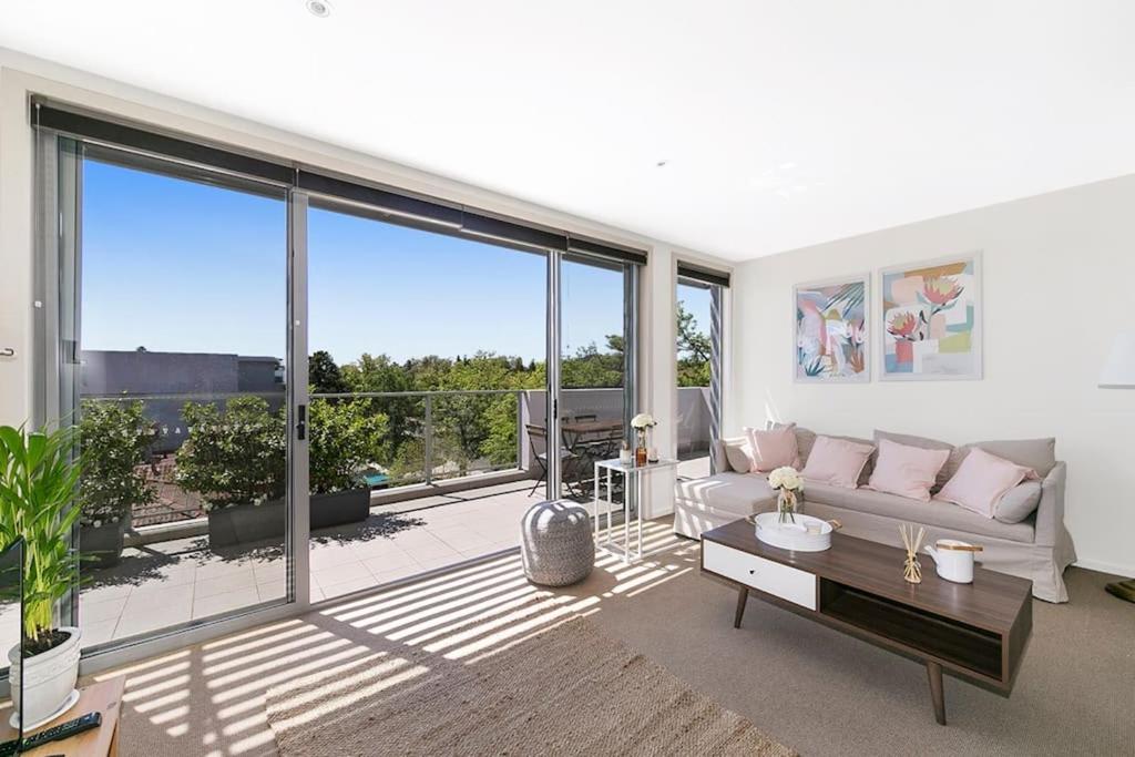 3BR Braddon Flat 8 mins walk to CBD, Canberra