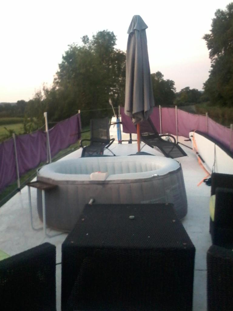 Bateau houseboat camille photo 1