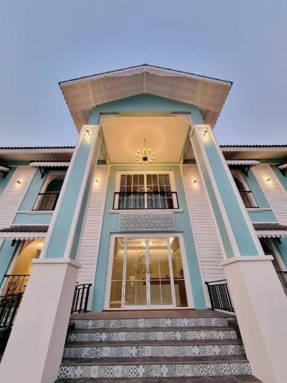 Thong Prachok Hotel
