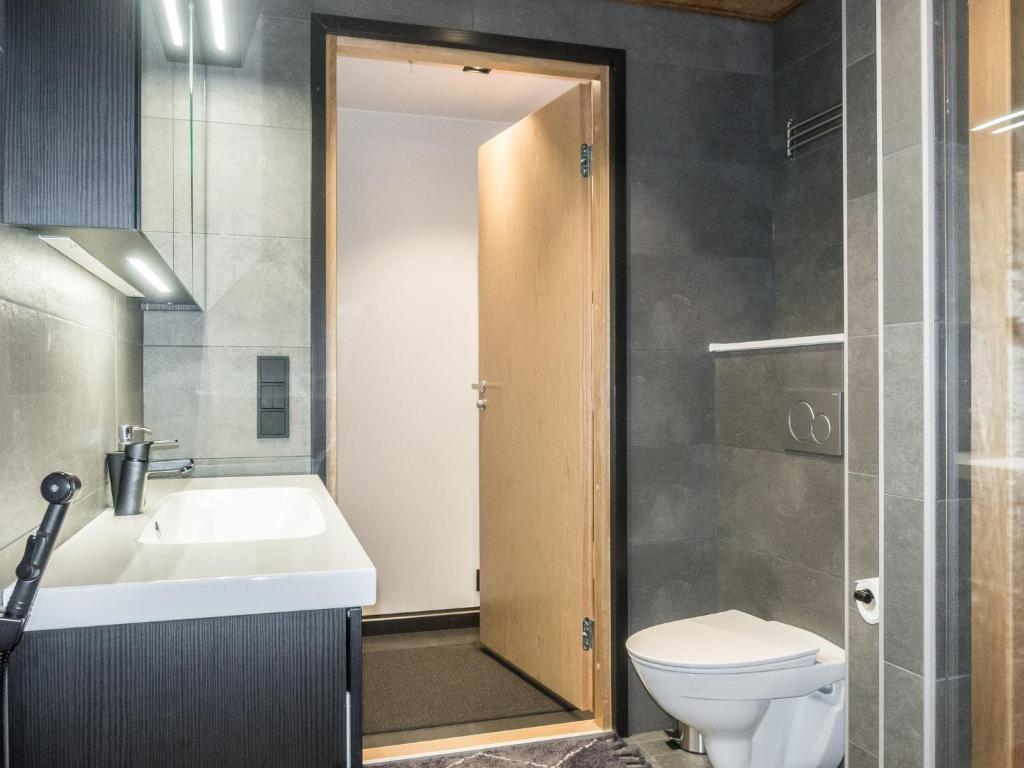 Apartment Cranberry c4 by Interhome - Tap to explore photos
