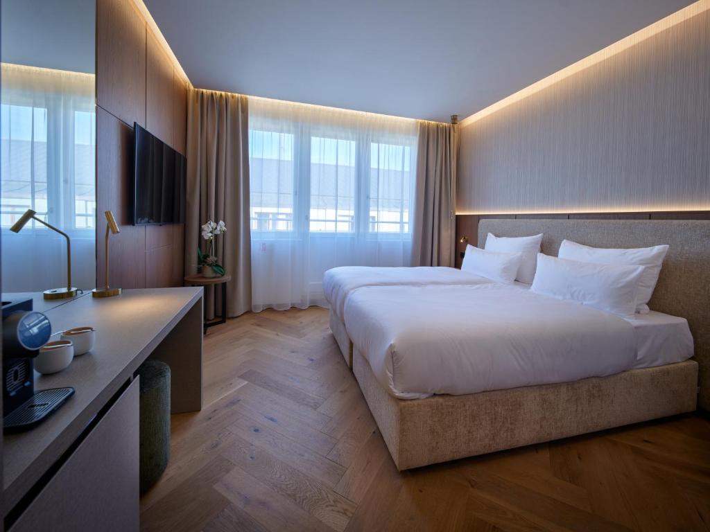 The Benedict Boutique Hotel Old Town Prague Room Type - Deluxe Double or Twin Room with Balcony