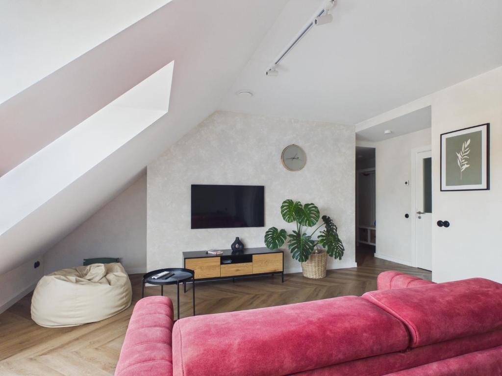 B34 Loft Apartments - Tap to explore photos