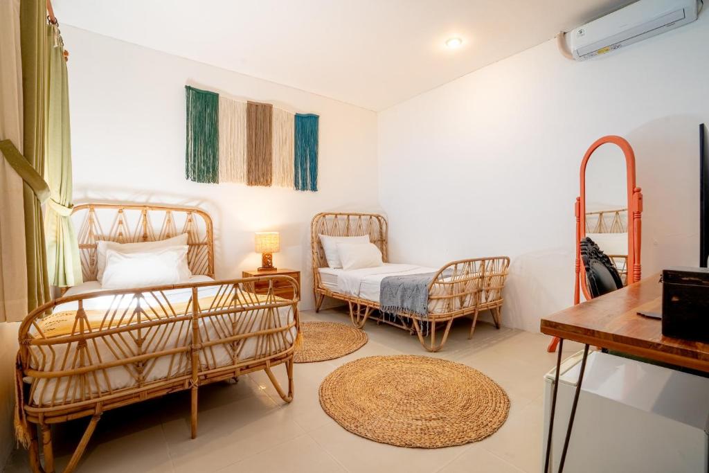 Little Boutique Hotel 106- 30m from beach, Bali