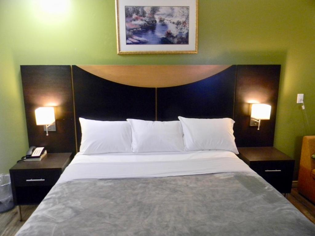 American Plaza Motel photo 2