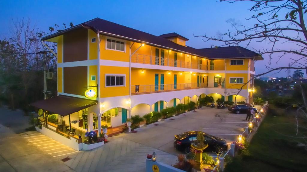 Baanlugchange Hotel photo 1