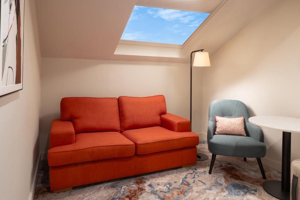 voco Corby Kettering by IHG Room Type - Standard Double Room with Sofa Bed