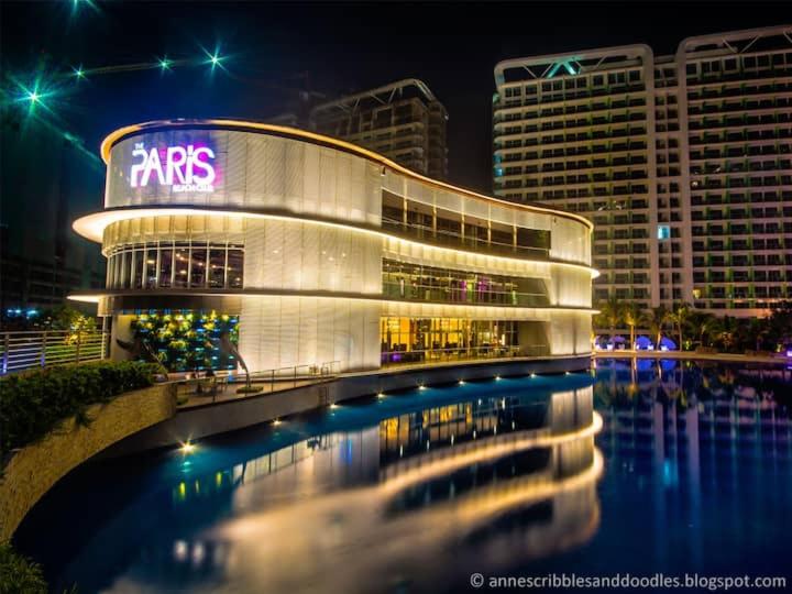 Citispace 1BR Condotel Suite at Azure Urban Resort Near Airport #AZ02A, Metro Manila