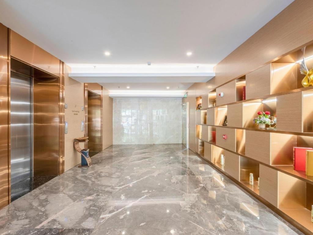Lavande Hotel Foshan Shunde Daliang Qinghuiyuan Shihu Road