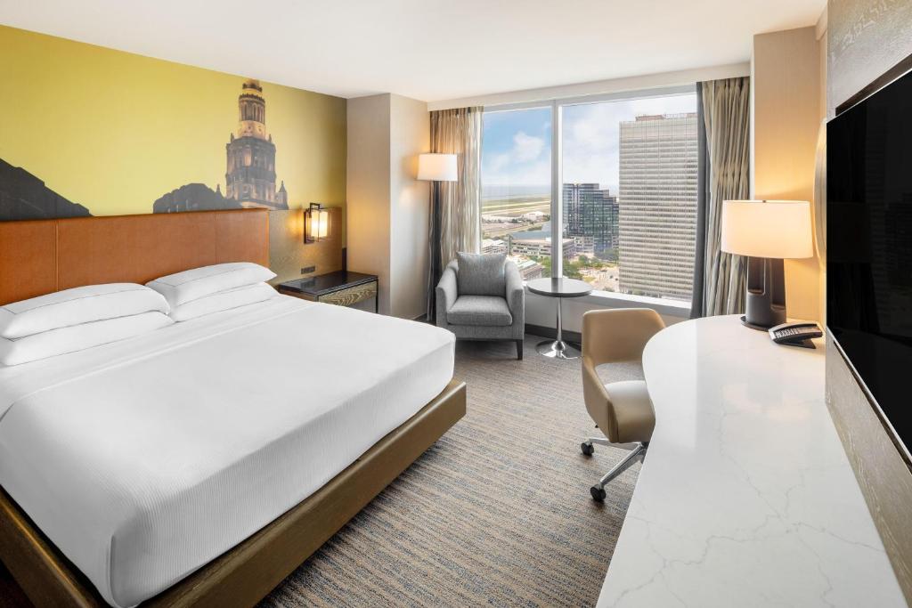 Hilton Cleveland Downtown Room Type - King Room