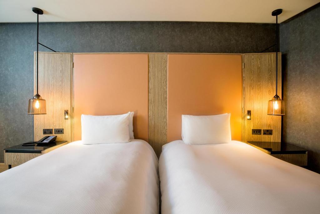 Hilton London Bankside Room Type - Twin Room