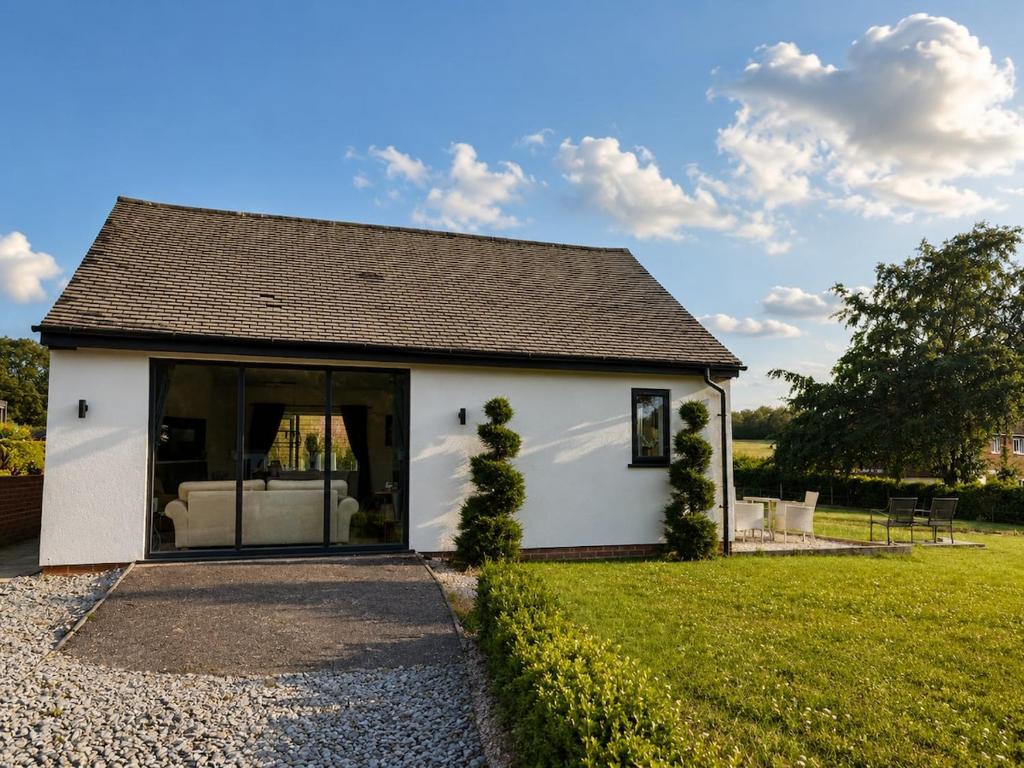 The Stables,Ashley