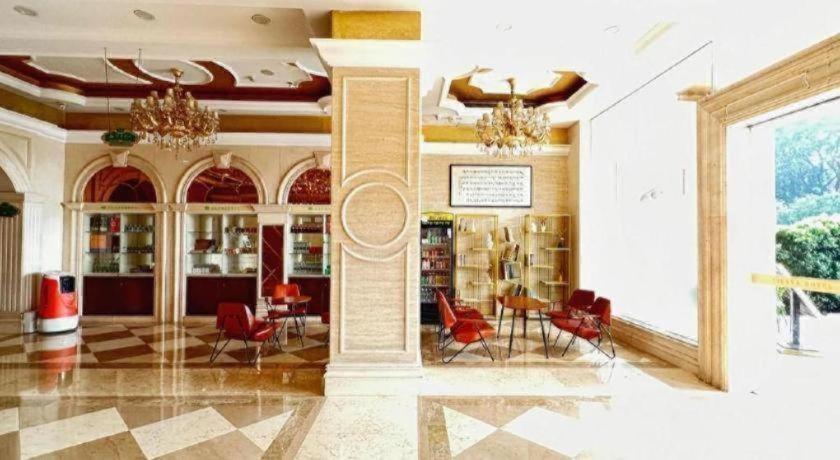 Vienna Hotel Shenzhen International Exhibition Center Fuhai Qiaotou, Shenzhen