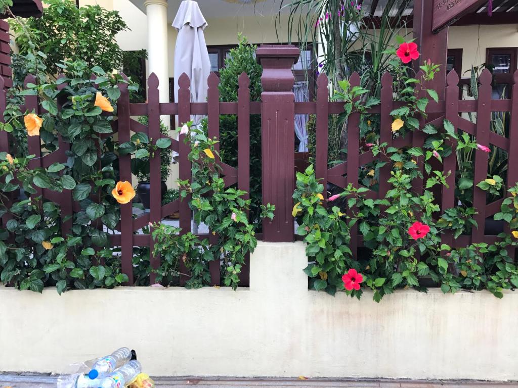 Qua Cam Tim Homestay