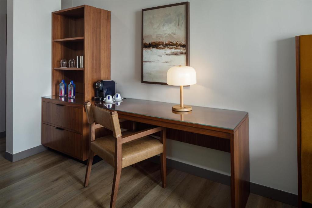Nylo Dallas Plano Hotel, Tapestry Collection by Hilton Room Type - King Room