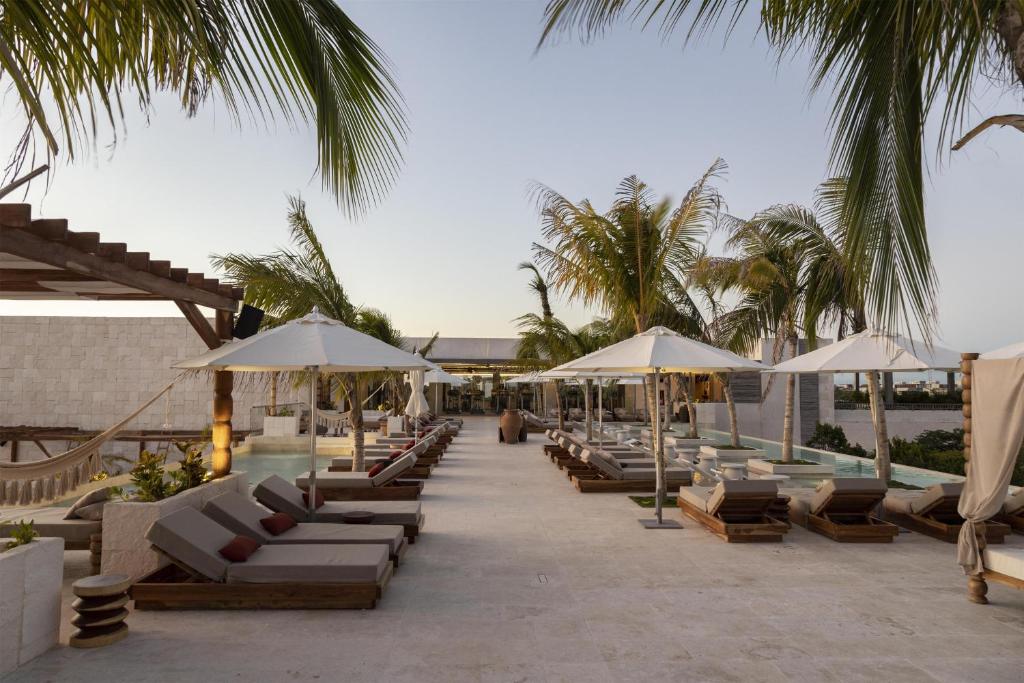 Motto by Hilton Tulum - Tap to explore photos